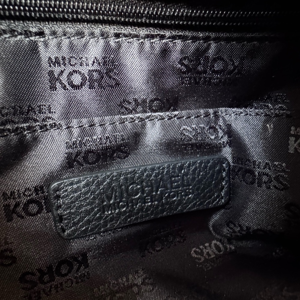 Michael Kors Fulton Drawstring Pebbled Handbag - Picture 11 of 14